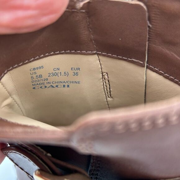 Women’s coach lug sole  leather boots size 5.5 US - Picture 9 of 11